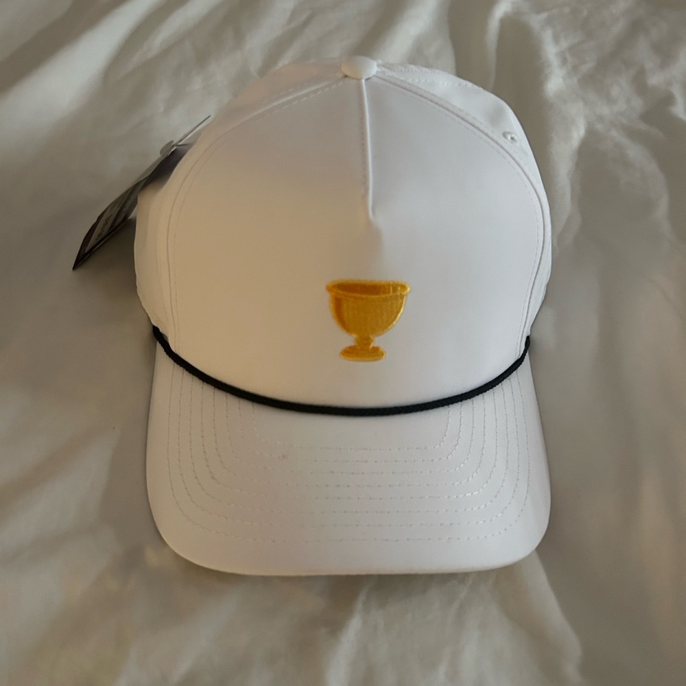 ROYAL MONTREAL GOLD CLUB PRESIDENTS CUP HAT